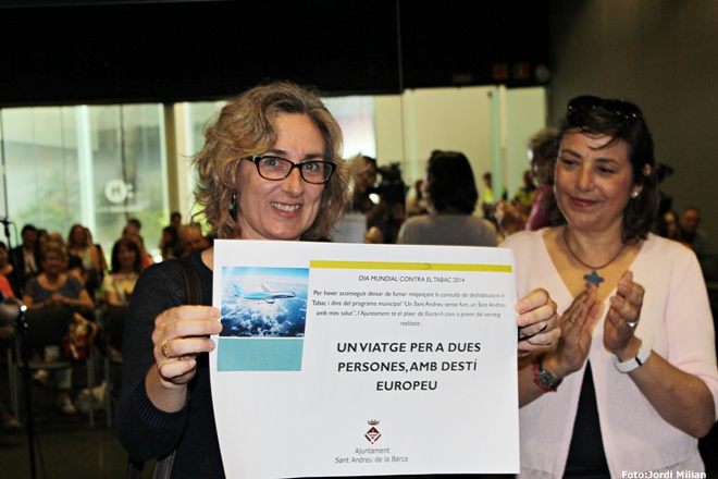 01-Campanya Dia Mundial sense tabac 2014- Ines Moro guanyadora del sorteig