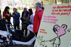 CAMPANYA CONTRA EXCREMENTS GOSSOS AL CARRER