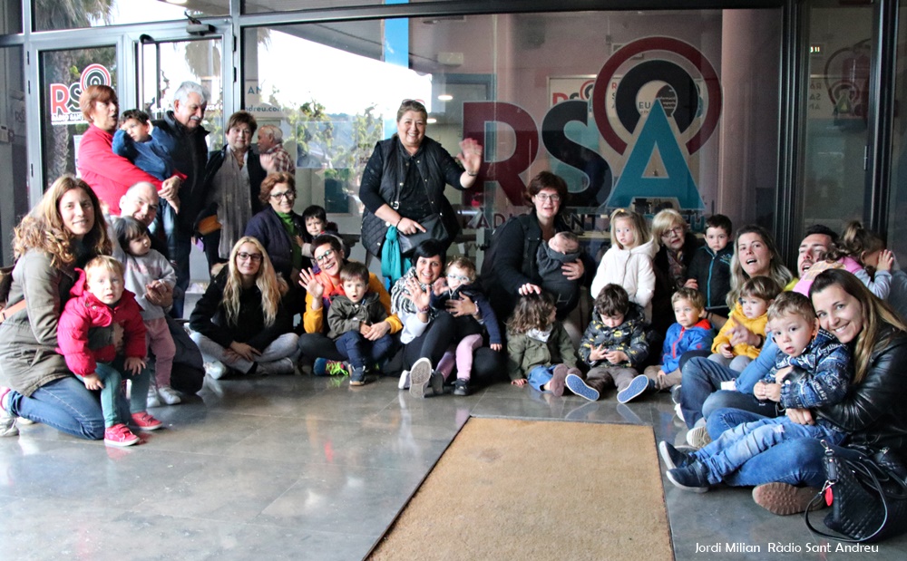 Escola Bressol El Cavallet visita Ràdio Sant Andreu - 01