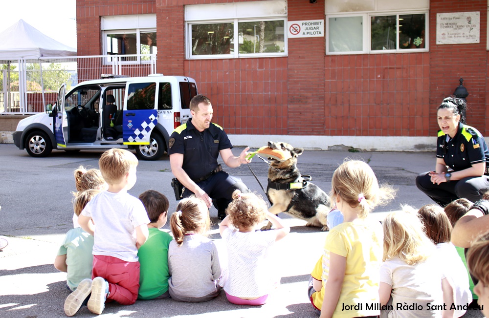 Unitat Canina a l'escola bressol El Cavallet 01