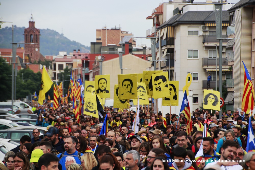 Marxa pèer la Llibertat a Sant Andreu Barca 02