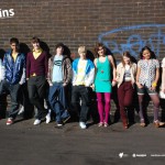 Skins-grupo-pared