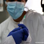 vacuna covid-19 personal sanitari SAB – 04