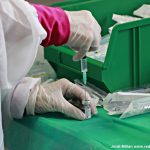 El personal sanitari rep segona dosi vacuna COVID-19 – 03