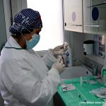 El personal sanitari rep segona dosi vacuna COVID-19 – 11