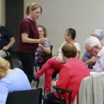 Taller musicoteràpia gent gran 04