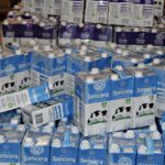 Donació llet al Banc d’Aliments – 02
