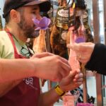 SAB es vesteix de lila 03